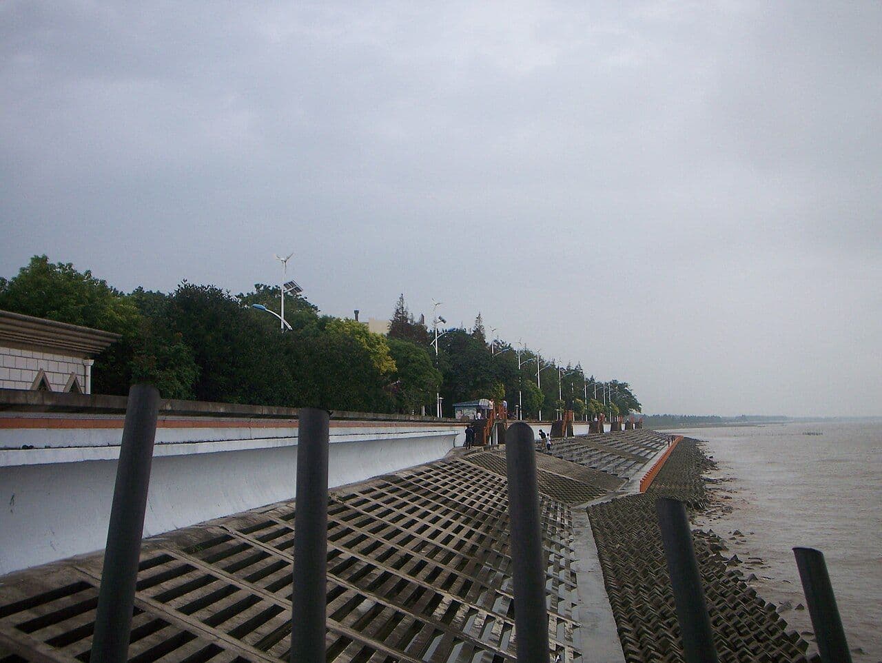 Photo par Joshua Wickerham from The Americas, China (CC BY-SA 2.0) via Wikimedia Commons